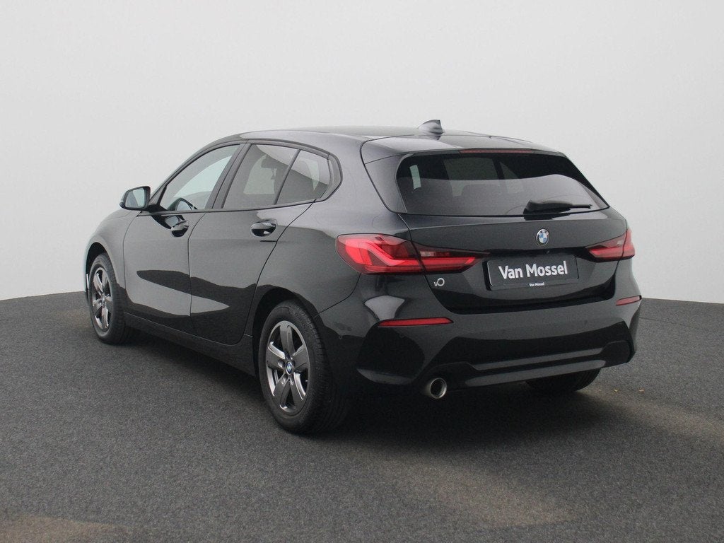 BMW 1-serie 116d LED | NAVI | CAMERA, Auto's, BMW, Voorwielaandrijving, 118 g/km, Gebruikt, Euro 6