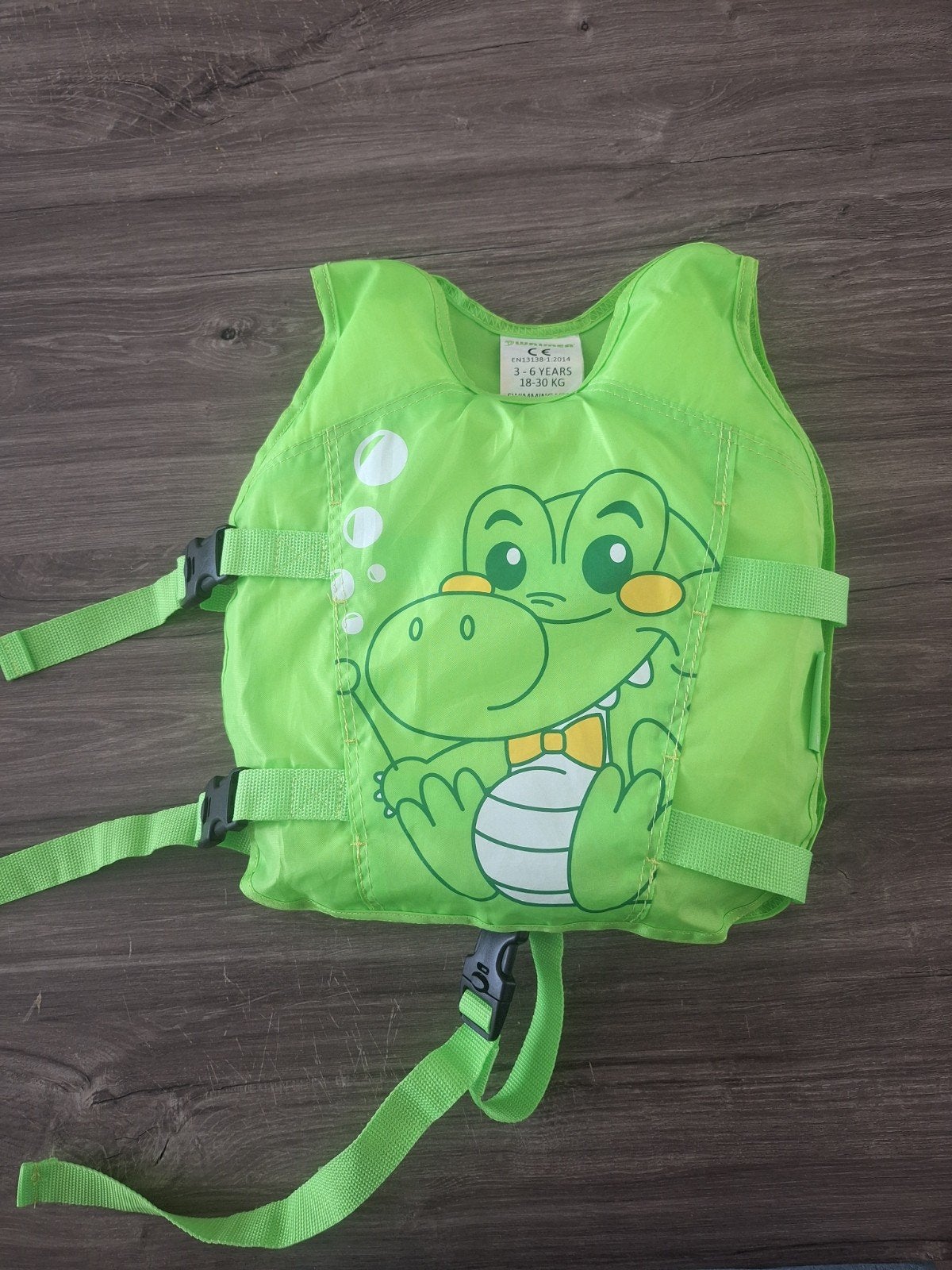 gilet de sauvetage 3-6 ans 18-30 kg, Waimea, Garçon ou Fille, Accessoire de natation, Comme neuf