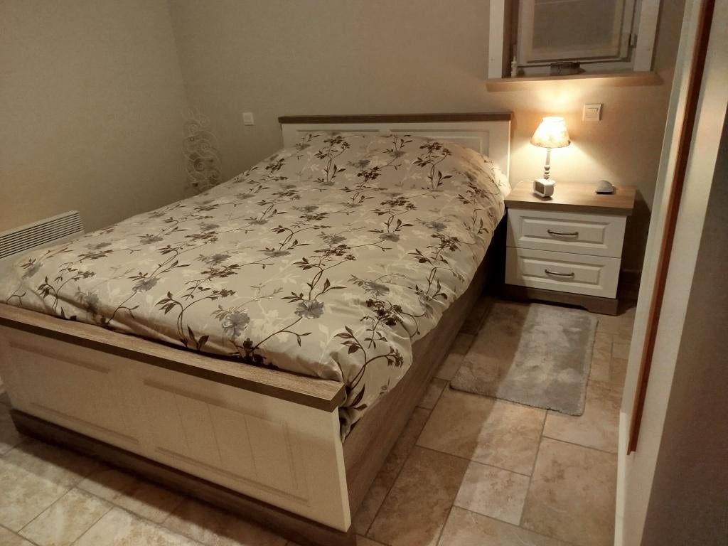 Slaapkamer, Ophalen, Zo goed als nieuw, Twijfelaar, Landelijk