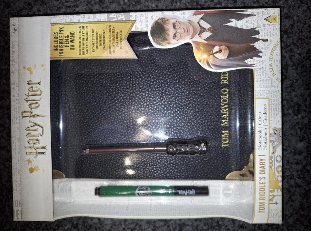 Dagboek Harry Potter met onzichtbare pen
Ongeopend NIEUW, Ophalen of Verzenden
