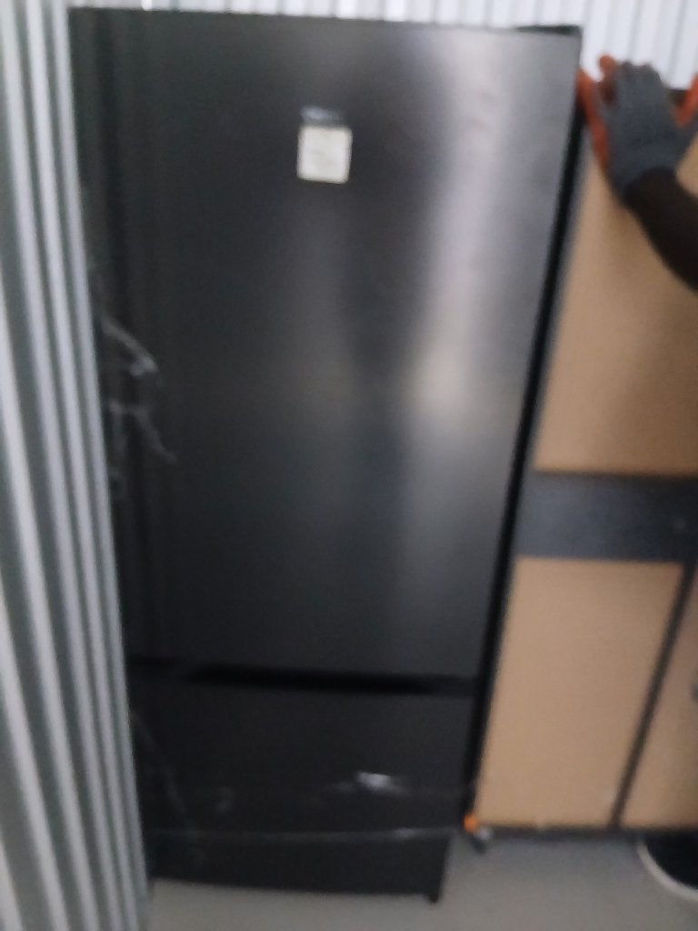 Zwarte koelkast met vriesvak, Elektronische apparatuur, Koelkasten en IJskasten, Ophalen, Gebruikt, 100 tot 150 liter, 140 tot 160 cm