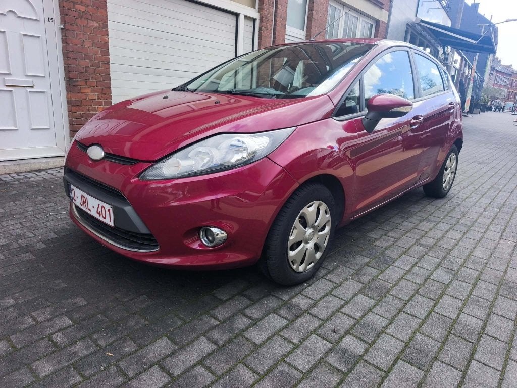 Ford Fiesta 1.6 TDCI 66kw 191000km, Rouge, Achat, Entreprise, 5 portes
