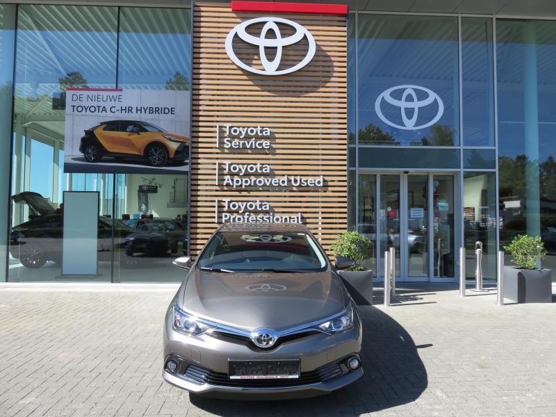 Toyota Auris 1.2 Benz. Comfort, Auto's, Toyota, Euro 6, 116 pk, https://public.car-pass.be/vhr/1427b528-96e4-462a-9ffc-ec90ae4ae635