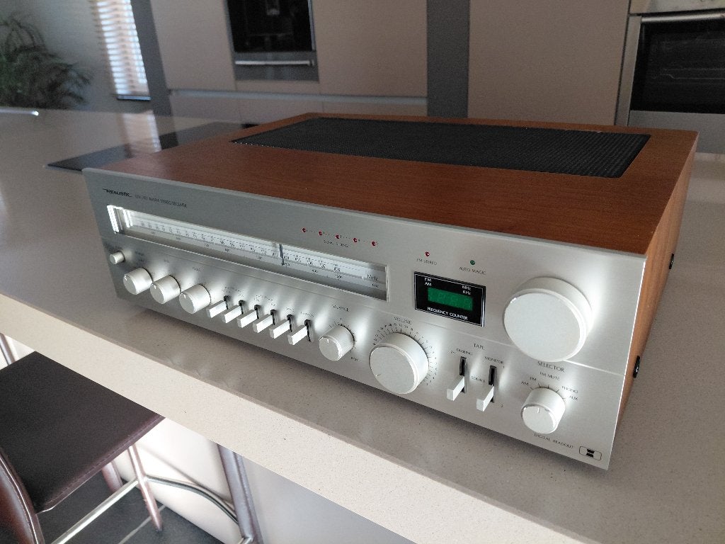 Realistic STA-240 receiver als nieuw, TV, Hi-fi & Vidéo, Enlèvement, Comme neuf, Stéréo