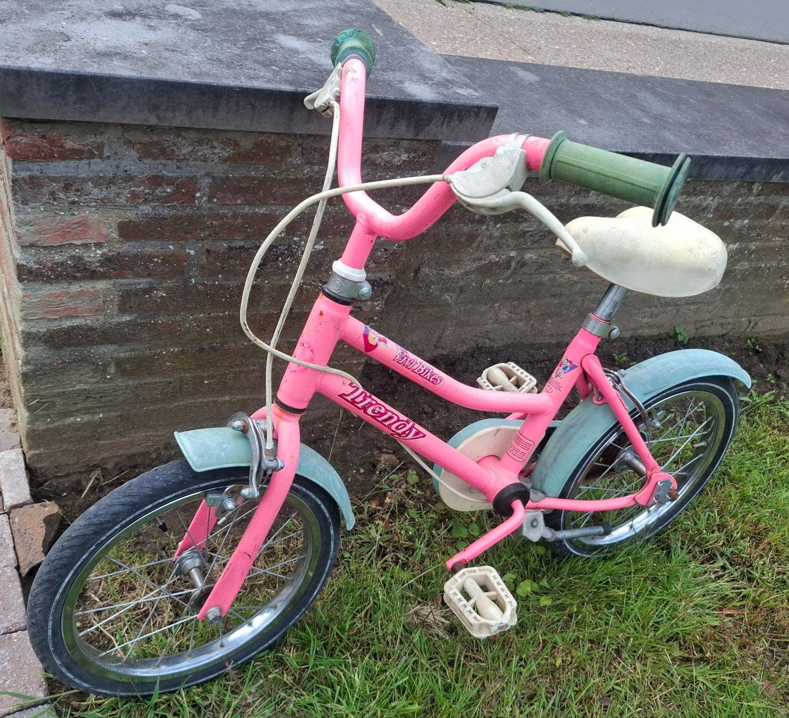 Roze kinderfietsje, Ophalen, Gebruikt, Velgrem, 14 inch of minder