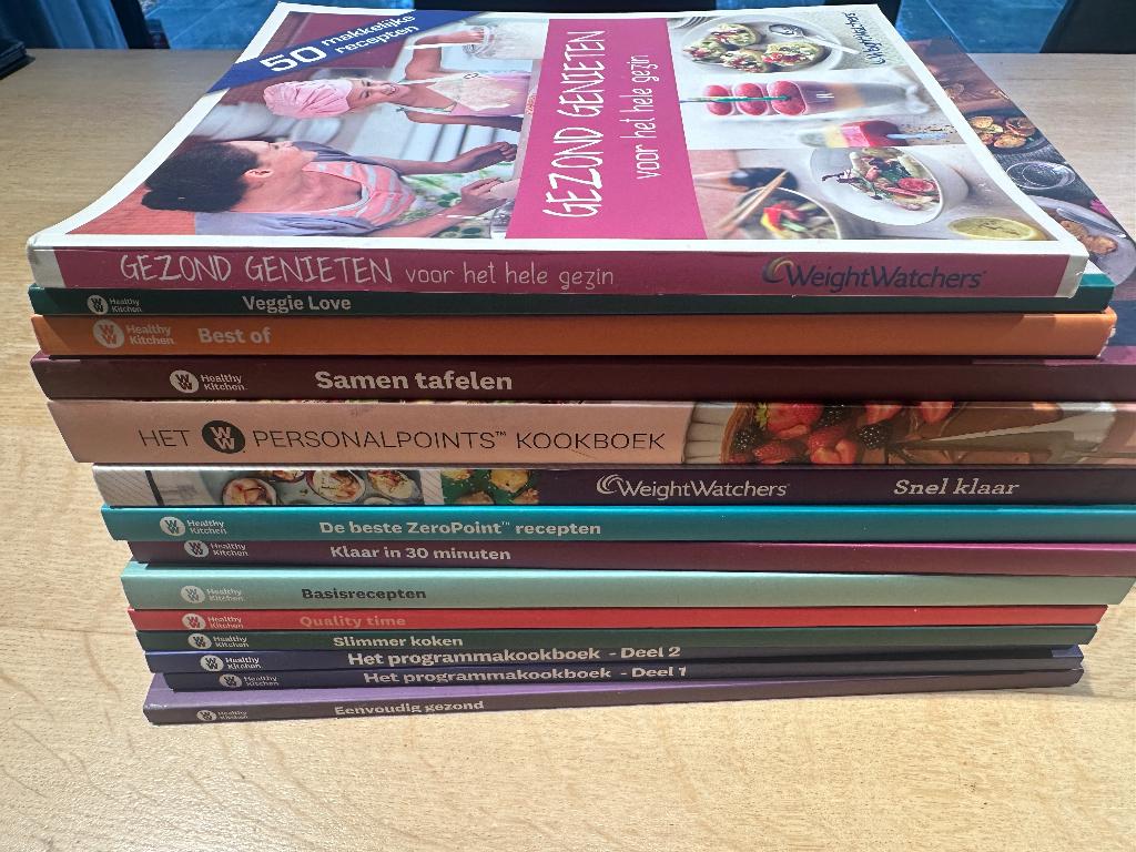 WW Weight Watchers - bundel 16 kookboeken, Boeken, Ophalen, Zo goed als nieuw, Dieet en Voeding