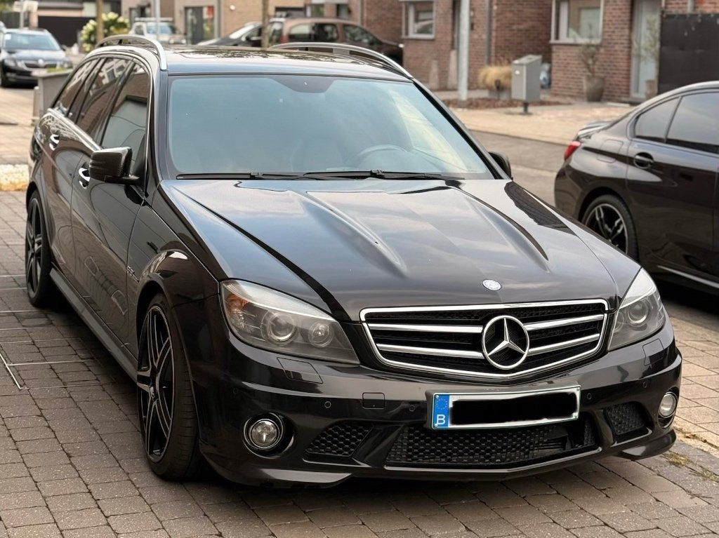 Mercedes-Benz C63 AMG Performance Pack P30 Lichtevracht, Auto's, Mercedes-Benz, Automaat, Achterwielaandrijving, Zwart, Leder