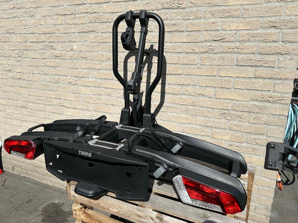Thule easyfold 3 9441 voor 2 fietsen, Ophalen, Elektrische fiets, Zo goed als nieuw, 2 fietsen