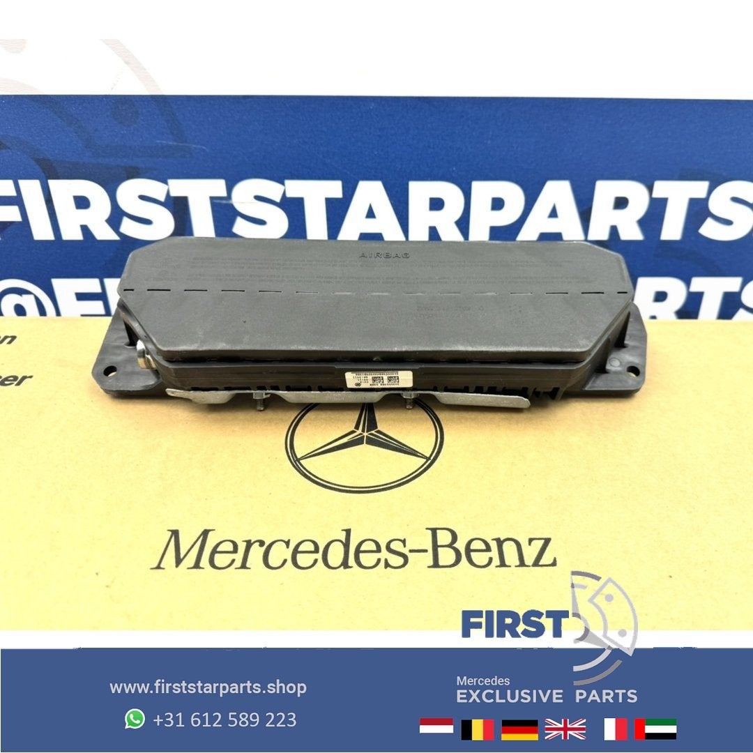 W206 KNIE AIRBAG ORIGINEEL Mercedes C Klasse 2021-2026 KNIEA, Utilisé, -, -, Enlèvement ou Envoi