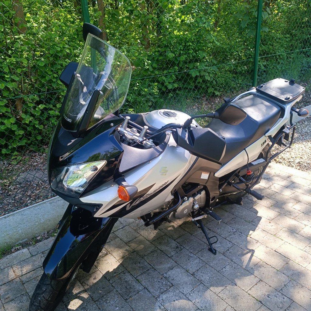 SUZUKI V STROM DL 650 MET KOFFERS, 2 cilinders, Motorrijbewijs A, Gebruikt, Particulier