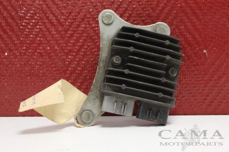 REGULATEUR DE TENSION Kawasaki (FH012BA), Dhr. S. di Majo, Utilisé, Info@cama-motorparts.nl, P.J. Troelstraweg 8 8
3144 CX  MAASSLUIS, NL