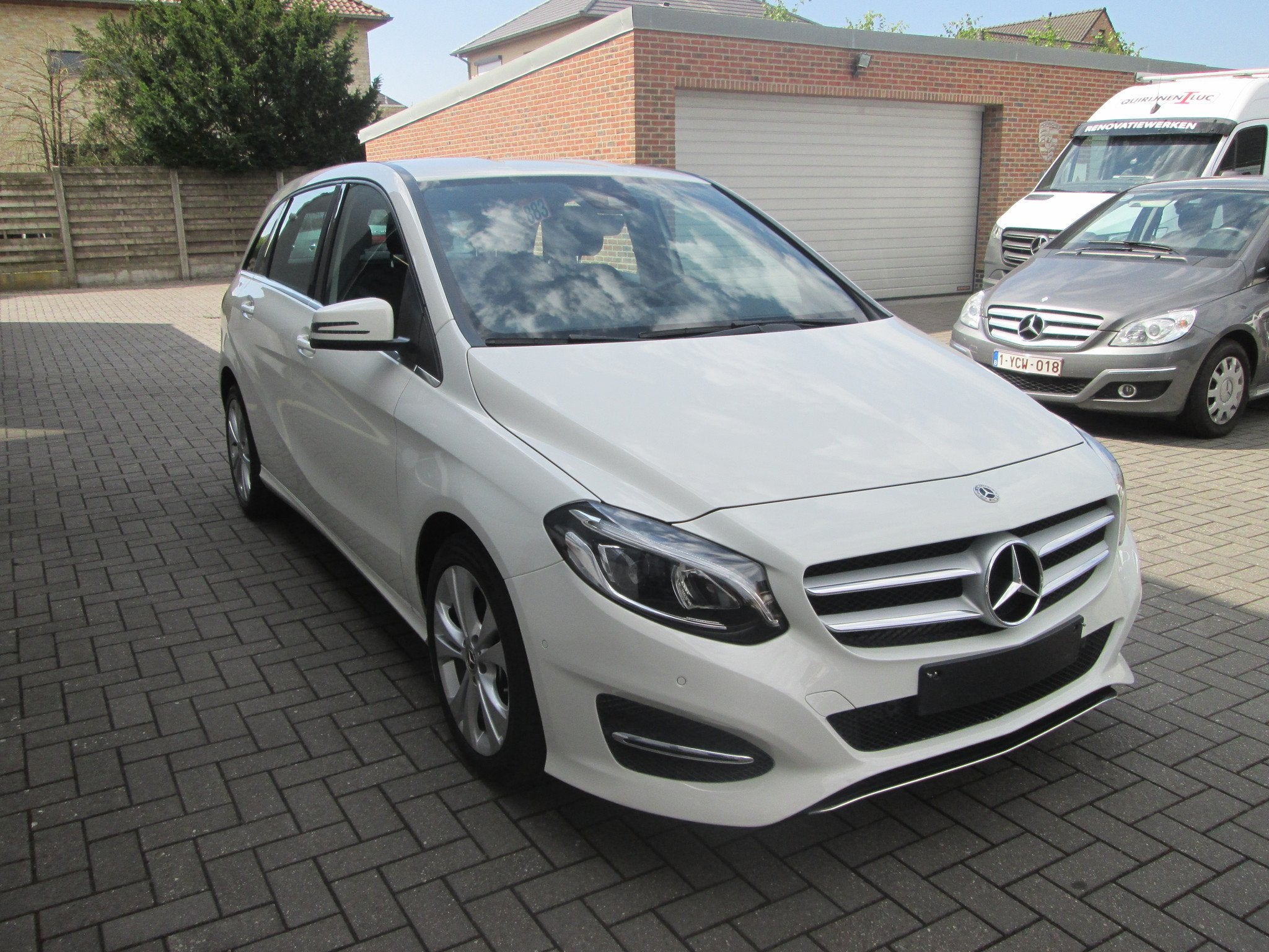 Mercedes-Benz B 200 URBAN NAVI DODE HOEK, Auto's, Gebruikt, 4 cilinders, Wit, 1595 cc