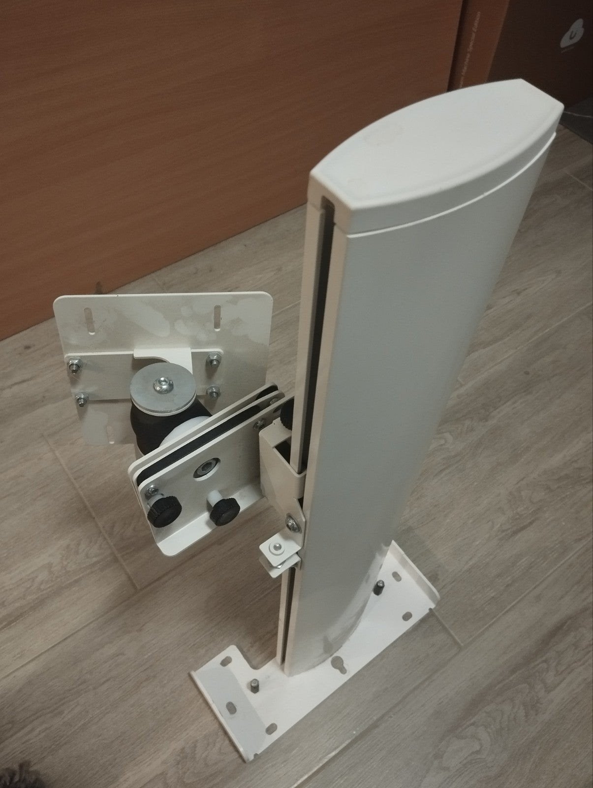 muurbeugel voor ultra short throw beamer, TV, Hi-fi & Vidéo, Enlèvement