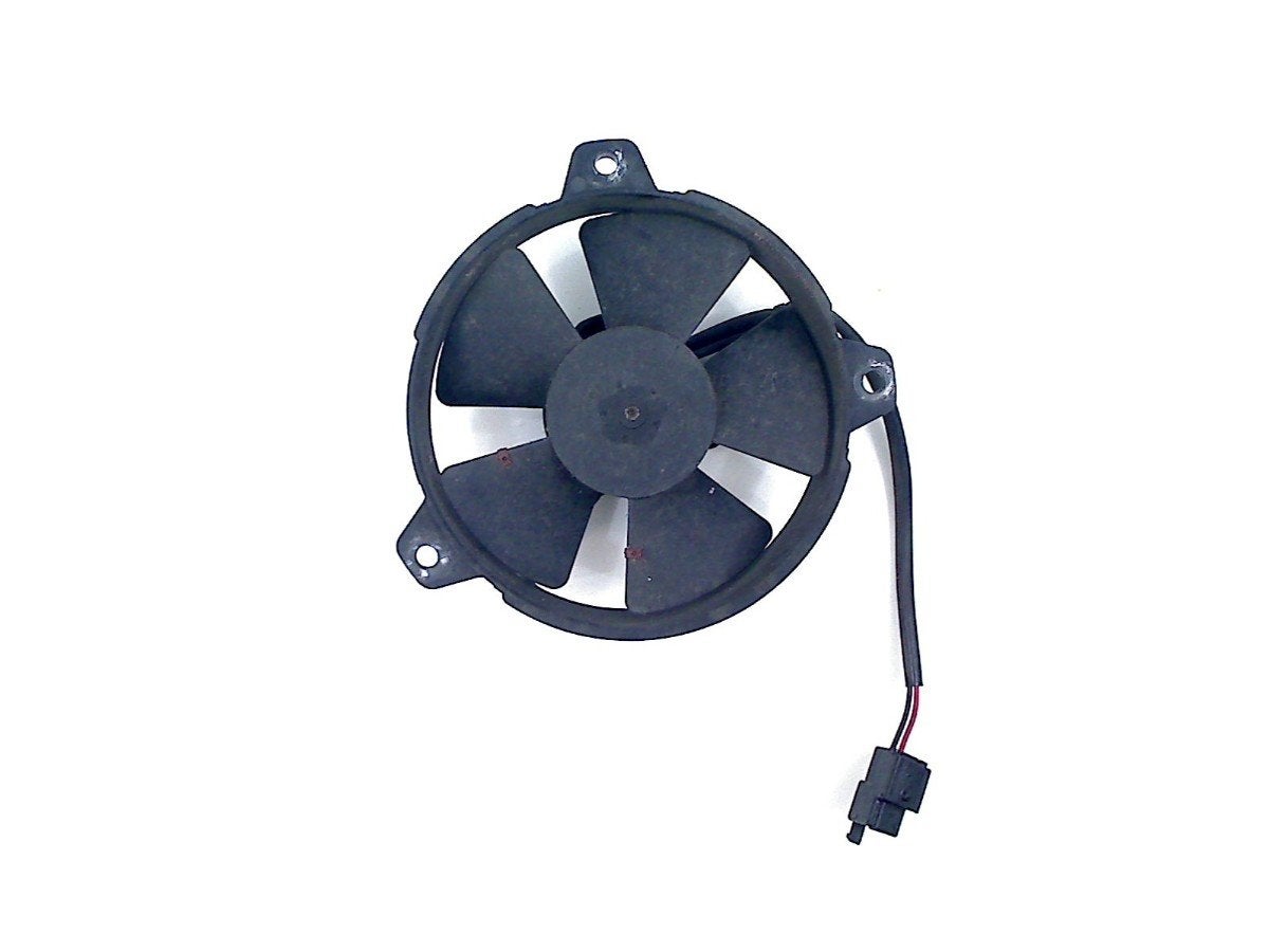 VENTILATOR Aprilia SRV 850 (01-1970/-), Dhr. S. di Majo, Gebruikt, Info@cama-motorparts.nl, P.J. Troelstraweg 8 8
3144 CX  MAASSLUIS, NL