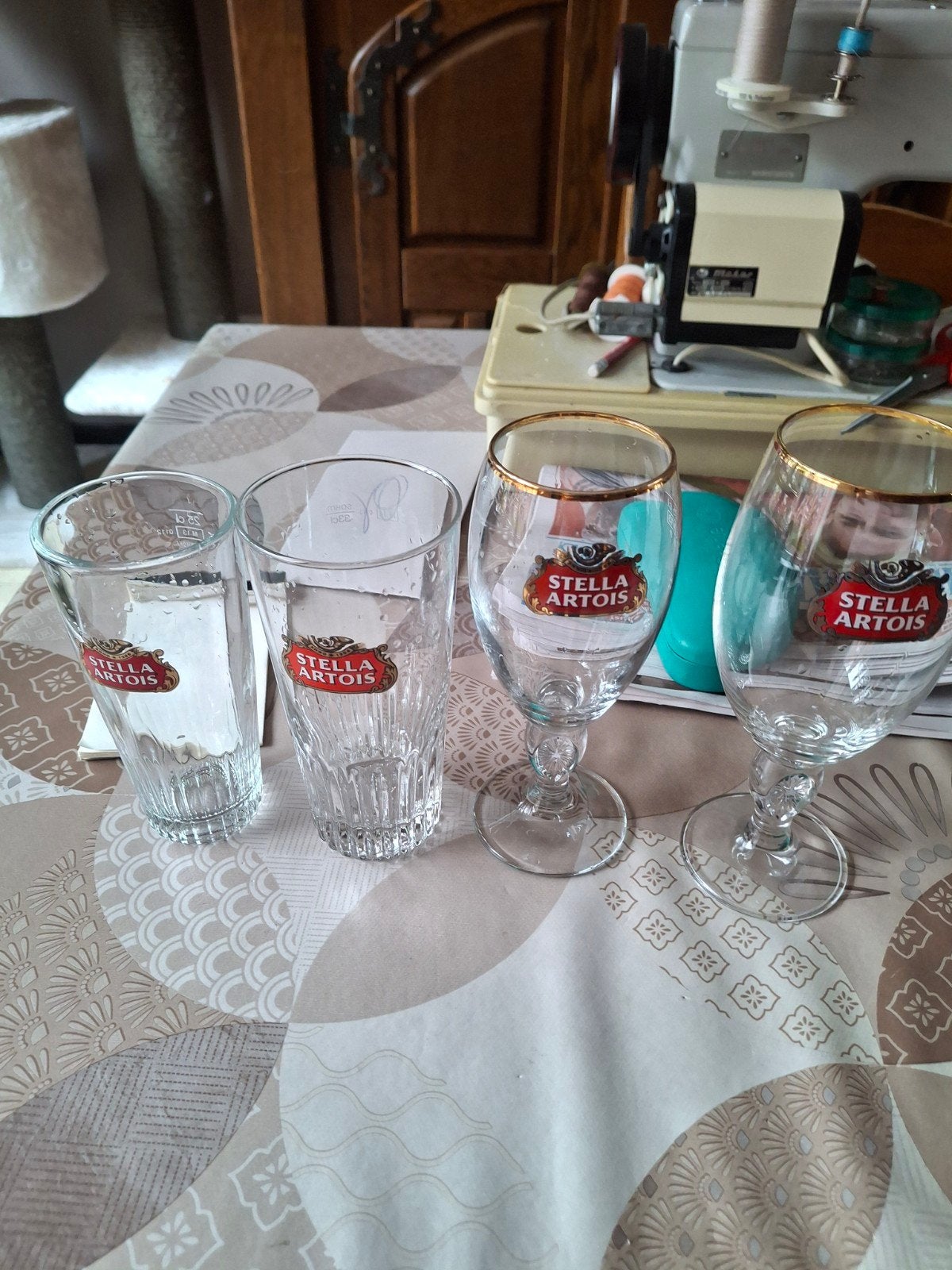 Glazen Stella Artois, Verzamelen, Glas en Drinkglazen, Ophalen