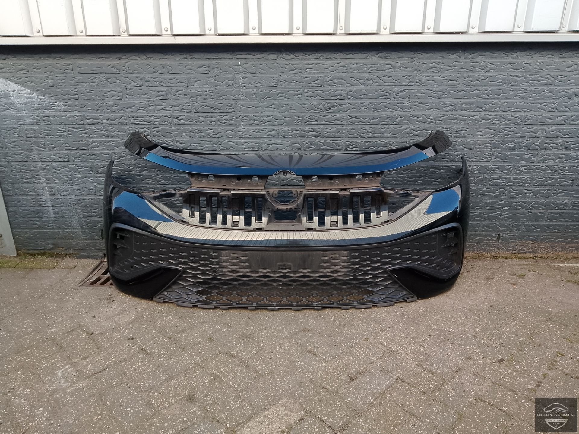 VW ID5 ID.5 2022+ Voorbumper Bumper 6xPDC Origineel!, Gebruikt, Volkswagen, Volkswagen AG, Vw@volkswagen.de