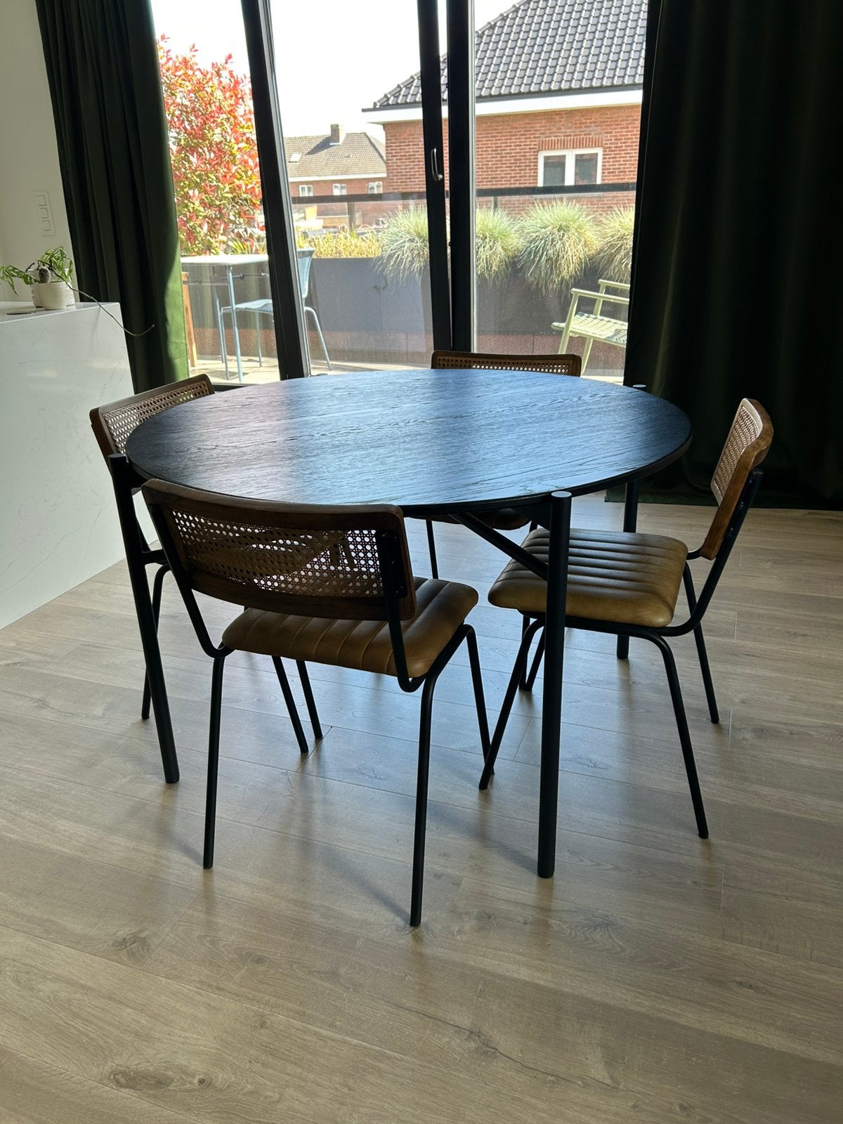 Zwarte ronde eettafel - 120 cm, Maison & Meubles, Tables | Tables à manger, Comme neuf, 100 à 150 cm, 100 à 150 cm, Quatre personnes