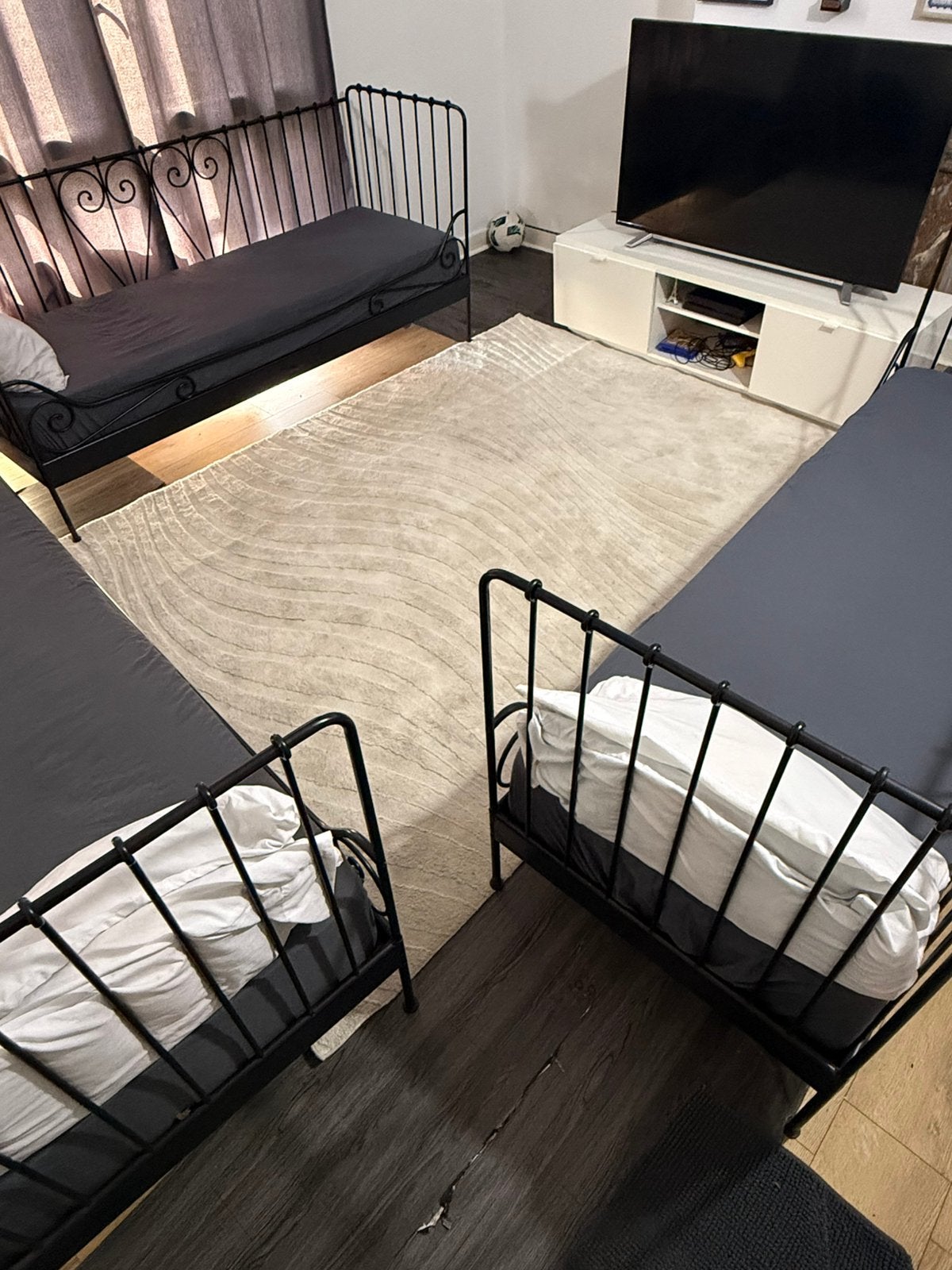 Salon avec 3 canapés/lits meldal IKEA matelas+sommiers, Enlèvement