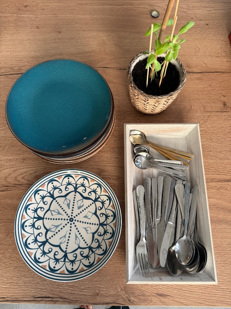 Dinerborden en bestek, Ophalen, Gebruikt, Overige materialen, Los bestek