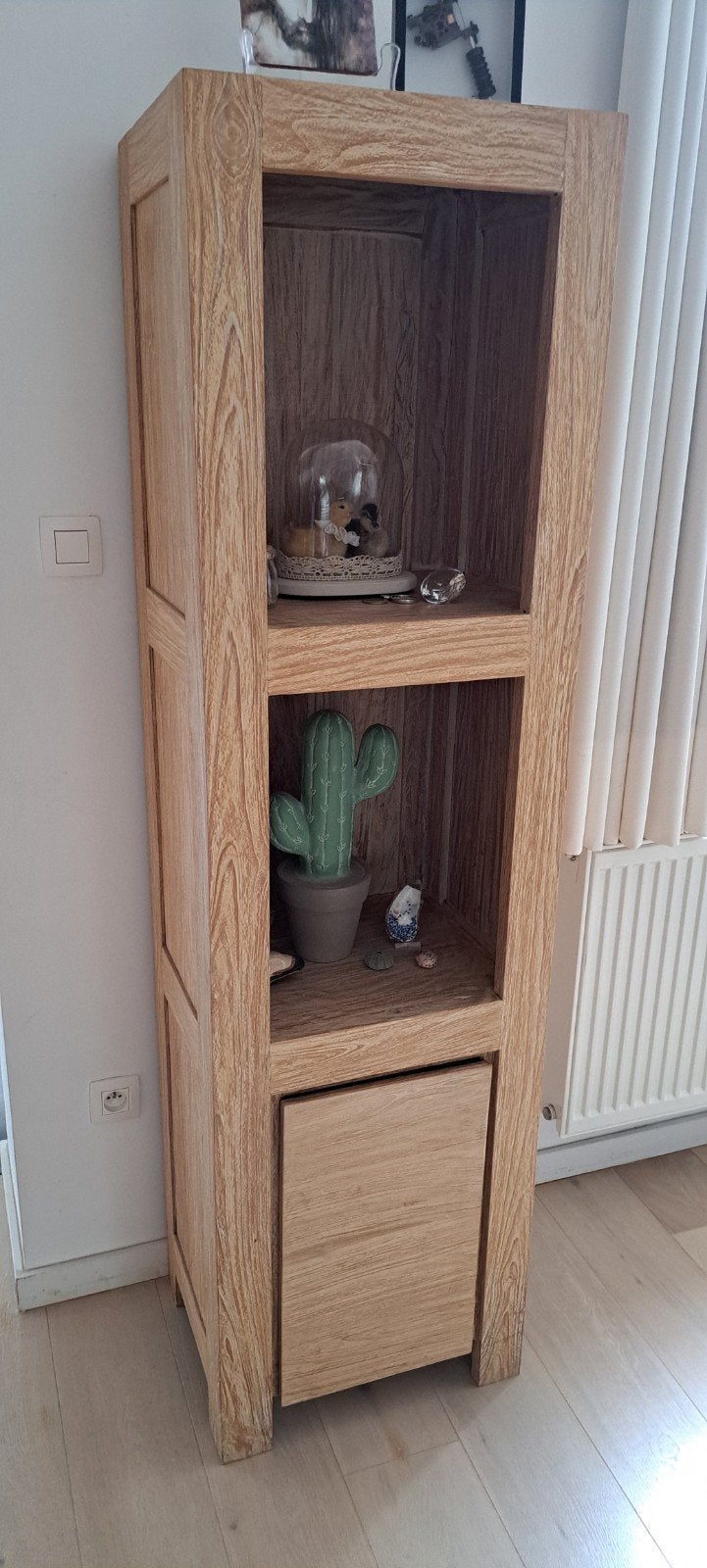 vol hout 1deel, Huis en Inrichting, Kasten | Vitrinekasten, Ophalen
