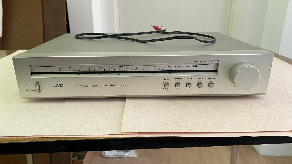 JVC T-X5 – Tuner FM / AM Stéréo Vintage, Audio, Tv en Foto, Tuners, Gebruikt, Ophalen