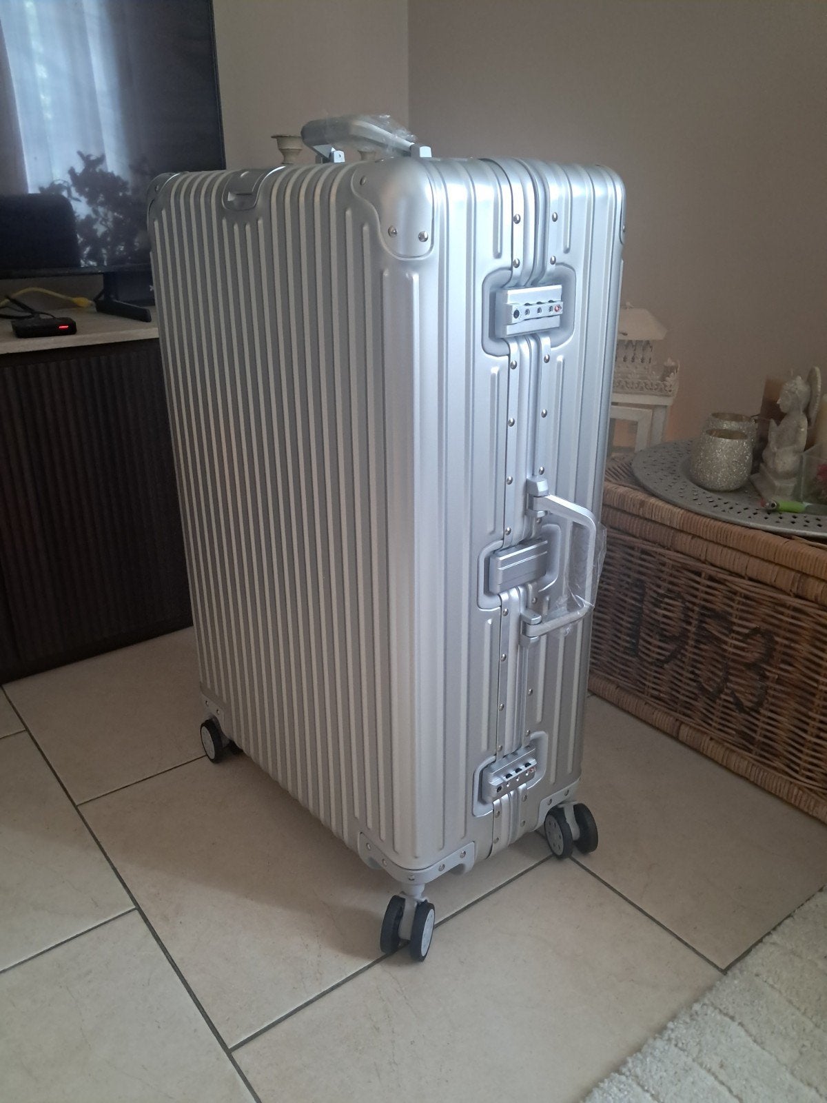 Boîtier de 80 litres comparable à Rimowa 100 % aluminium, Enlèvement, Clé