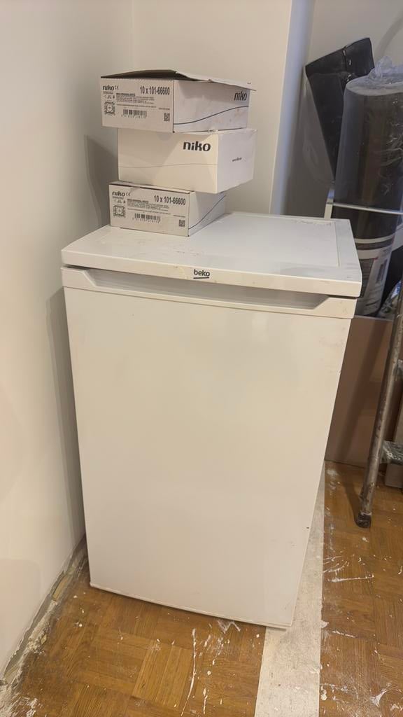 Frigo Beko neuf, Enlèvement, Comme neuf
