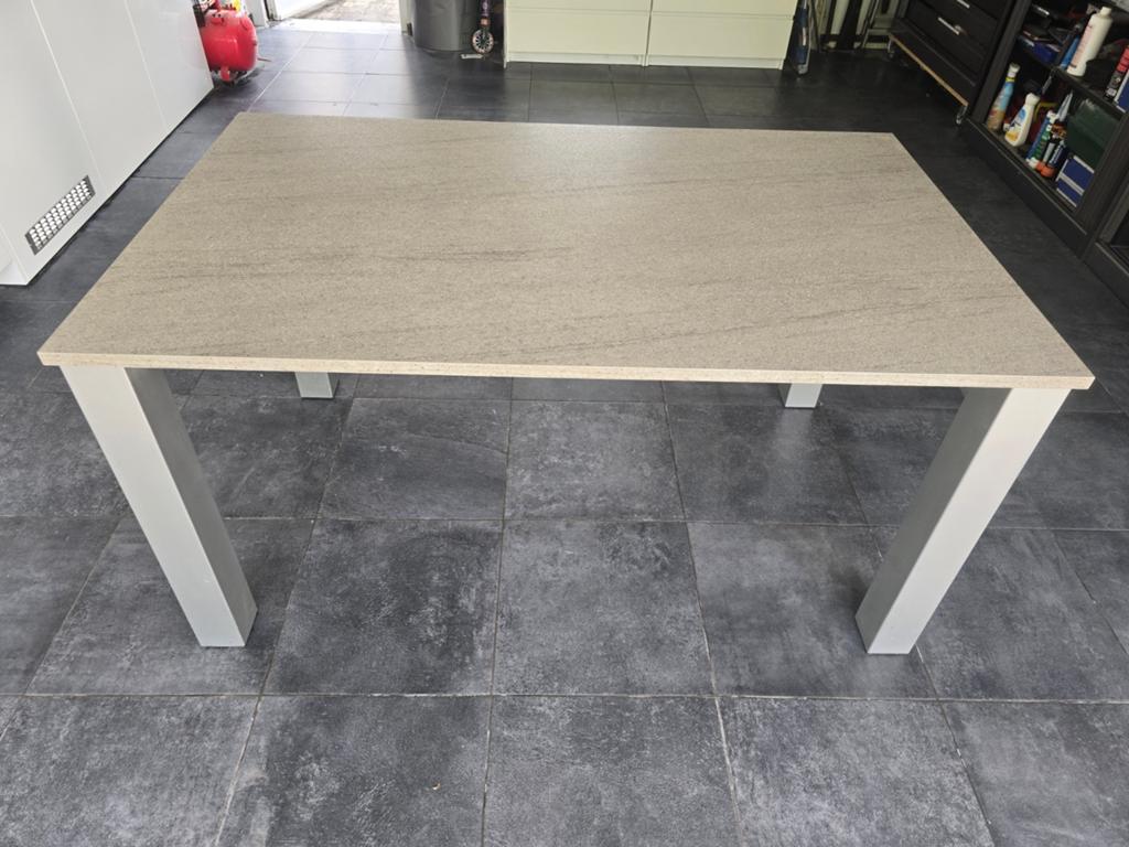 Keukentafel / eettafel in prima staat, Ophalen, 100 tot 150 cm, 50 tot 100 cm, Zo goed als nieuw