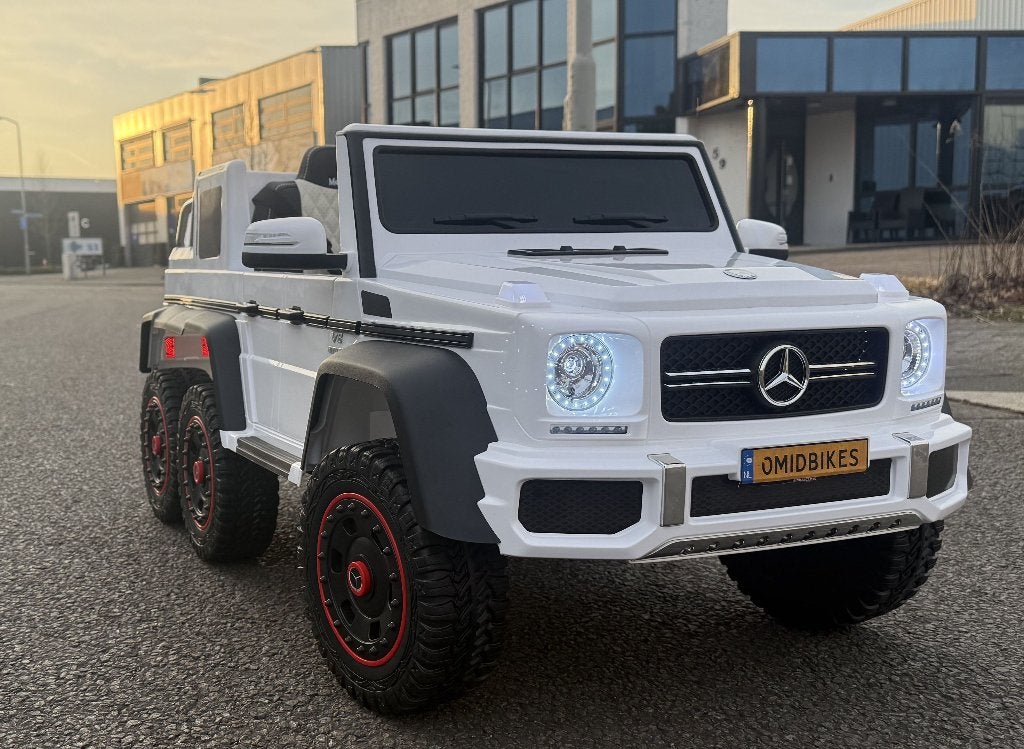 Mercedes G63 AMG 66 wit 12V – RC – Rubberband – Leder, Neuf