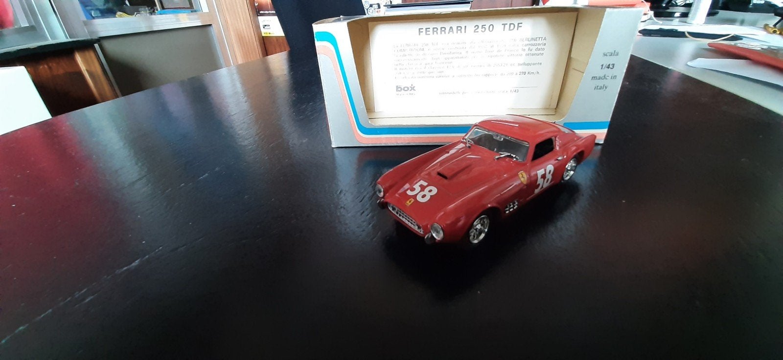 Ferrari 250 GT   3 Ore Di Pau 1957  Box  8407, Ophalen of Verzenden, Nieuw