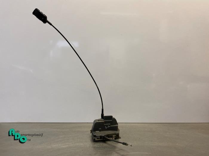 Serrure portière mécanique 4portes arrière gauche d'un Re, Renault, -, 3 mois de garantie, Utilisé