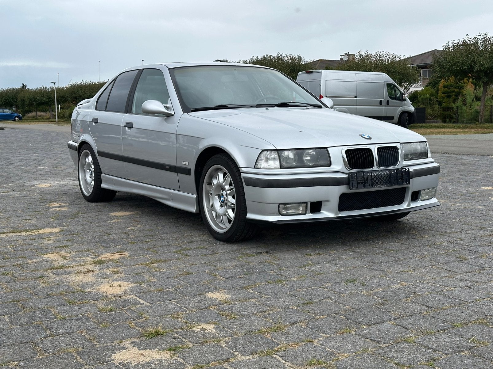 BMW M3, Autos, BMW, Cuir, Argent ou Gris, Achat, 4 portes