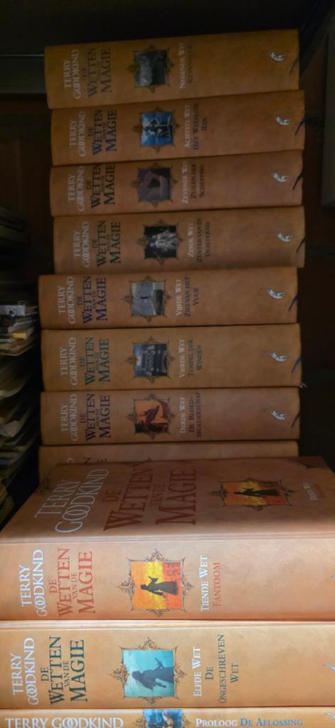De wetten van magie van Terry Goodkind, Ophalen