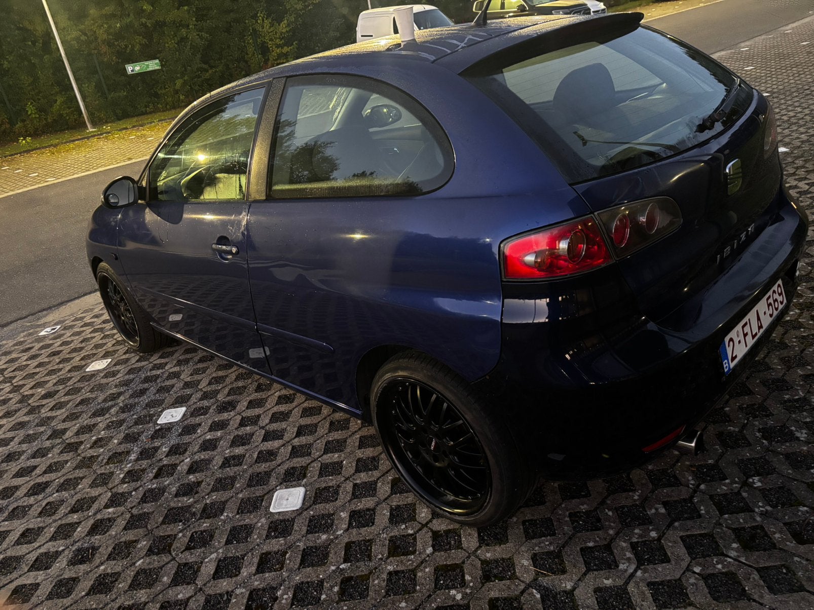 Seat Ibiza 6L automatique, Autos, Achat, Ibiza, Vitres électriques, Automatique