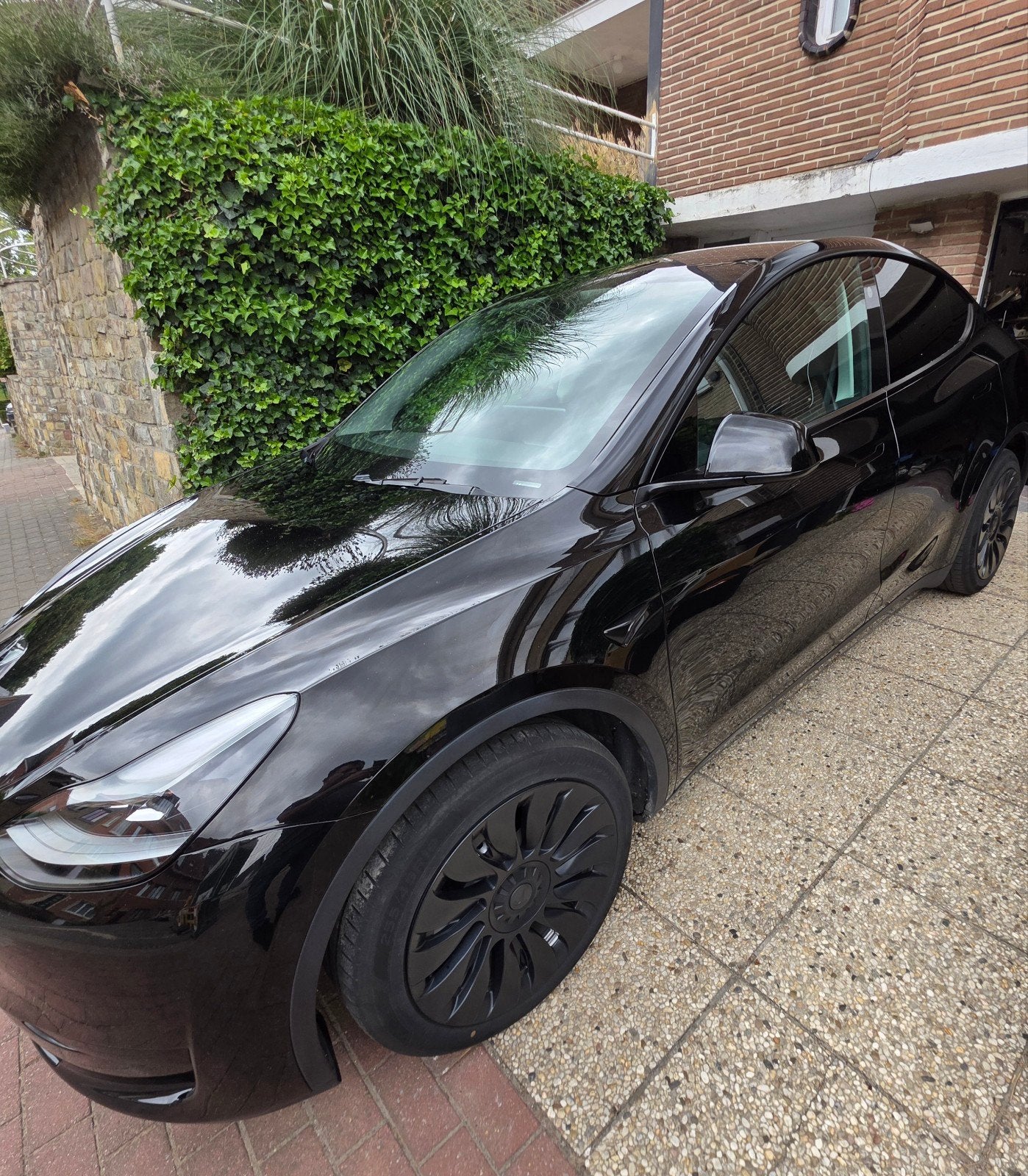 Tesla Model Y Propulsion 2024 – 97000 km – 34200, Autos, Achat, Noir, Système audio, Particulier