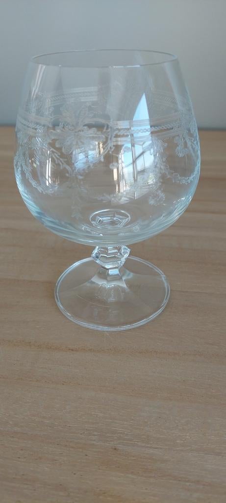 Verres à cognac, Enlèvement