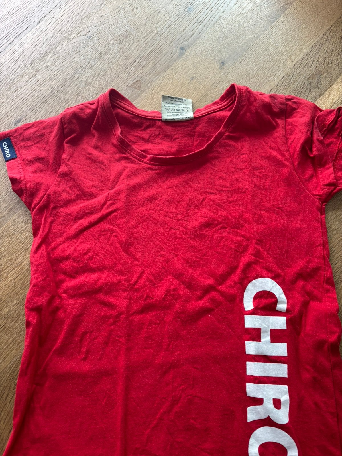 T-shirt chiro, Kinderen en Baby's, Kinderkleding | Maat 128, Ophalen, Zo goed als nieuw