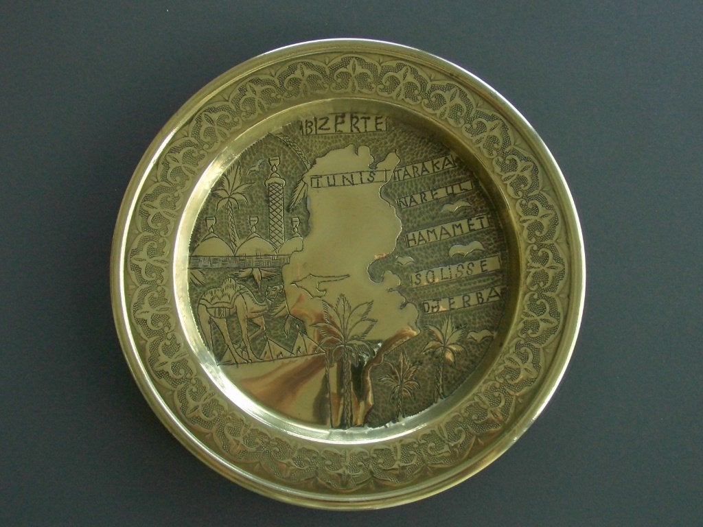 Belle Assiette en Cuivre  25cm  " Tunisie ", Enlèvement, Cuivre