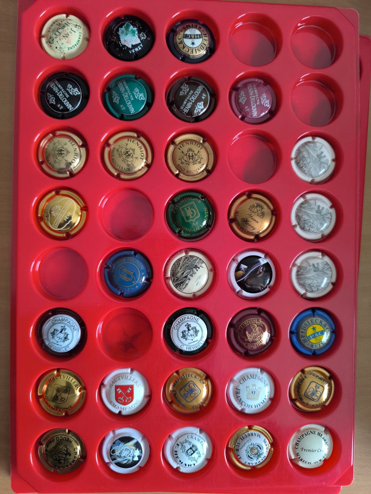 Champagne capsules vrij uit te kiezen met de letter H, Ophalen of Verzenden