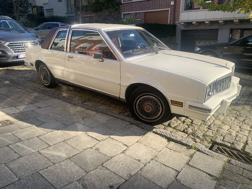 Pontiac Phoenix LJ tweedehands uit het jaar 1981, Auto's, Automaat, Overige modellen, Wit, Overige kleuren