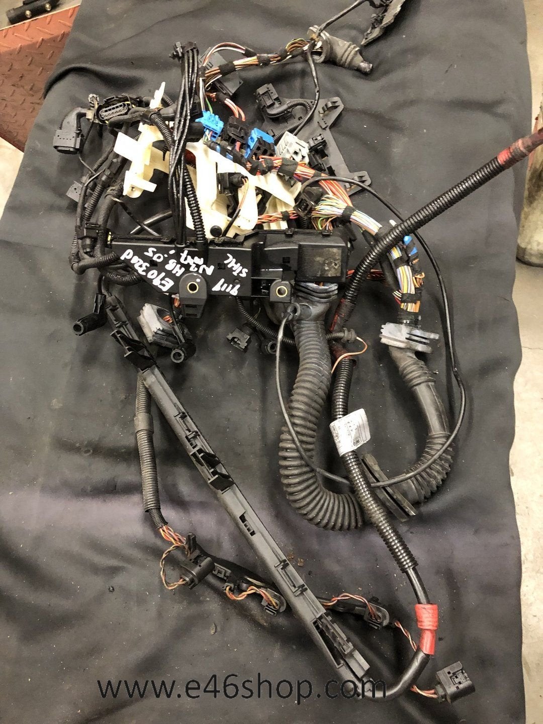 KABELBOOM BMW E90 E91 320D M47N2 MOTOR HANDBAK 2005, Autos : Pièces & Accessoires, -, Utilisé, -, Enlèvement ou Envoi