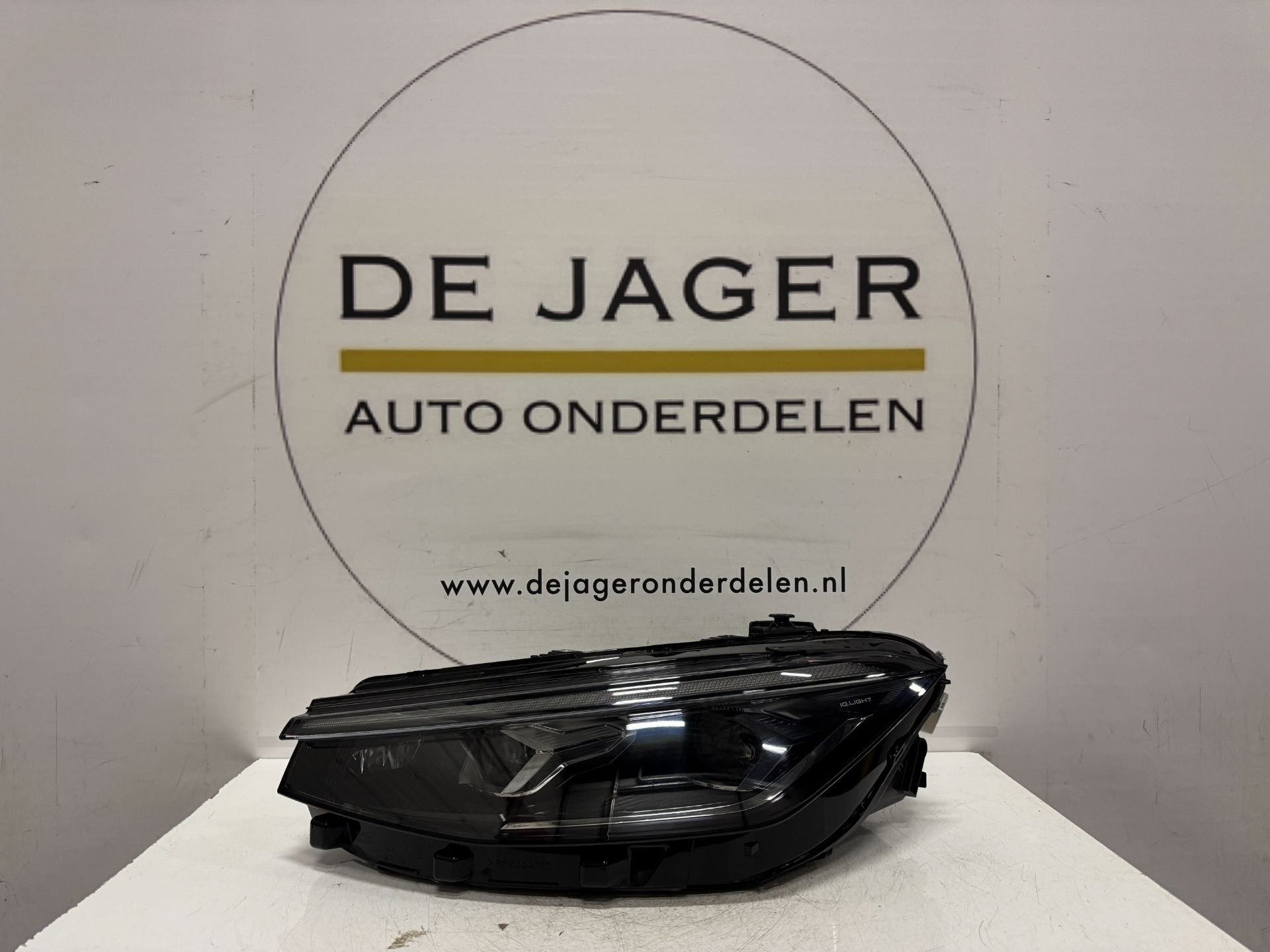 Phare avant gauche complet LED pour VW Passat B9, r f rence, Volkswagen, Volkswagen AG, Vw@volkswagen.de, Utilisé