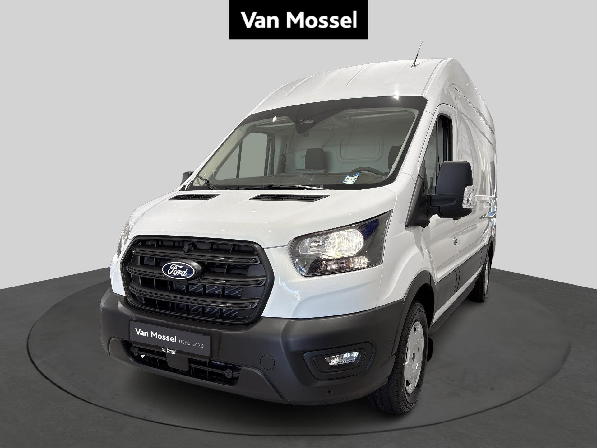 Ford Transit 350L 2.0TD 130pk 96kW M6 Trend, Auto's, Voorwielaandrijving, 4 deurs, Stof, 4 cilinders