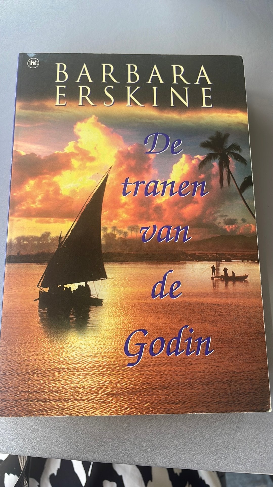 De tranen van de godin, Ophalen of Verzenden, Zo goed als nieuw