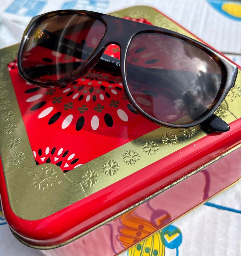 Michael kors zonnebril, Handtassen en Accessoires, Zonnebrillen en Brillen | Dames, Ophalen of Verzenden, Nieuw, Zonnebril