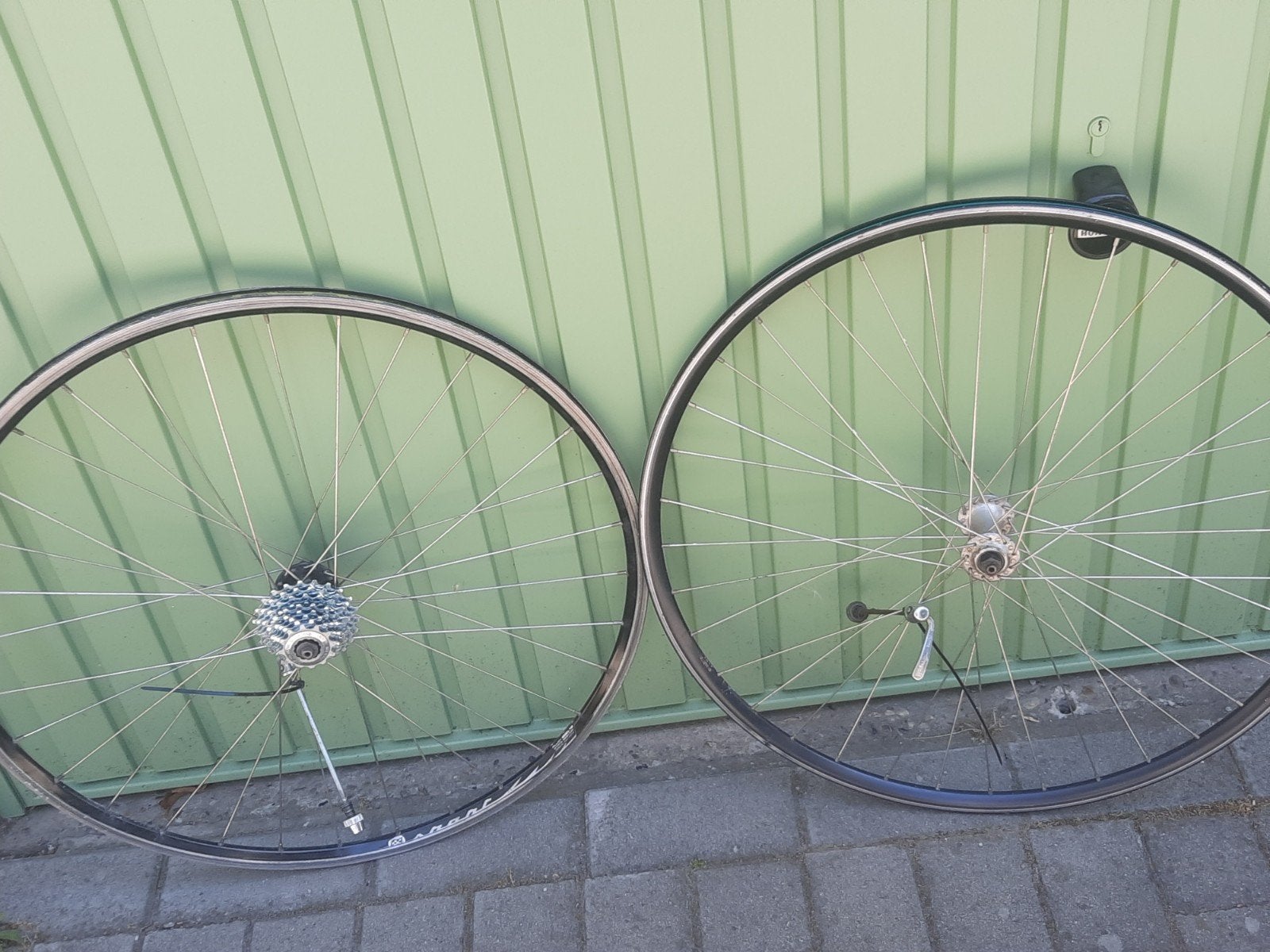 2wilen van Koersfiets 9speed 28inch nieuw tandwiel, Fietsen en Brommers, Fietsonderdelen, Ophalen