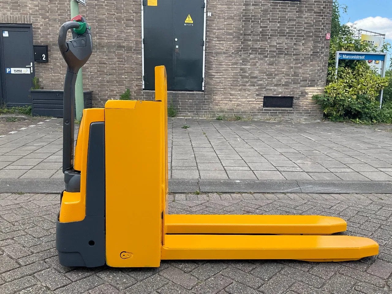 Jungheinrich EJE C20 2000KG 70CM STAPELAAR / HEFTRUCK, Zakelijke goederen, Stapelaar, Jungheinrich, Marconistraat 2
3133KL  Vlaardingen, NL
