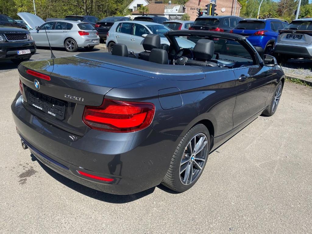 BMW 2 Reeks 220 i Sport Line CABRIO AUTOMAAT MET GARANTIE, Automaat, Achterwielaandrijving, Gebruikt, 4 cilinders