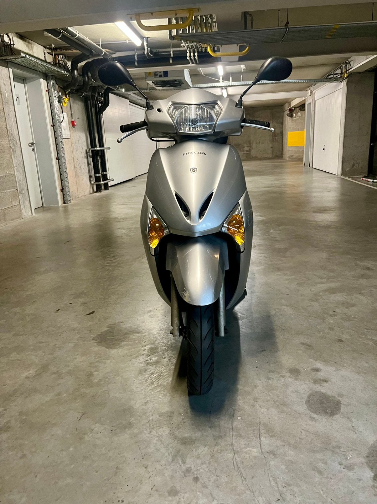 Honda lead, Motoren, Particulier