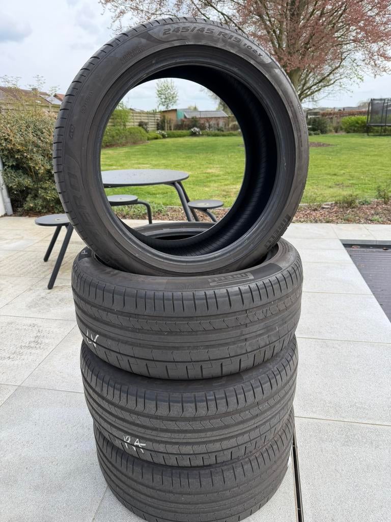 Pirelli P-Zero 245/45 R19 102Y 4 stuks, Autos : Pièces & Accessoires, Pneus & Jantes, Enlèvement, Autre